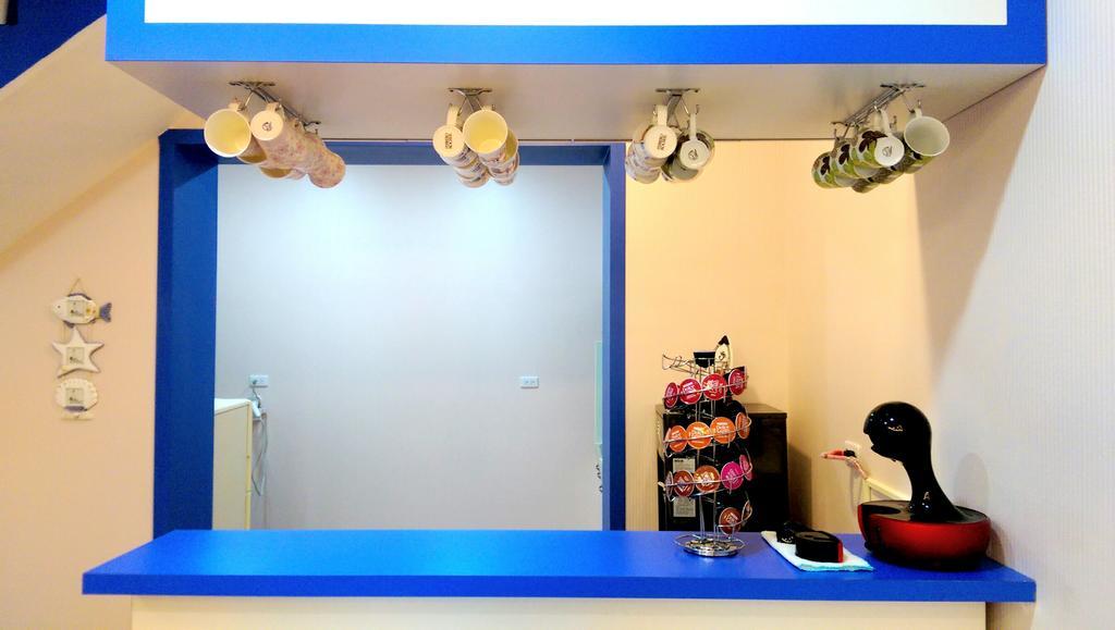 Simple Travel Hostel Donggang Bagian luar foto