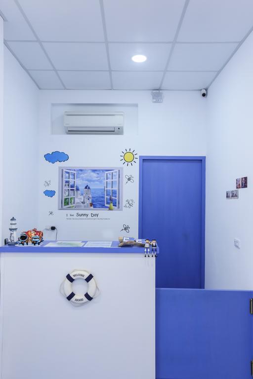 Simple Travel Hostel Donggang Bagian luar foto