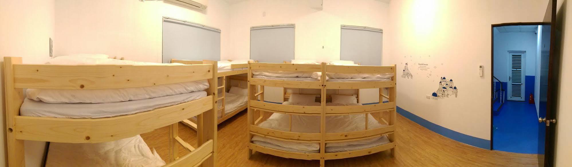 Simple Travel Hostel Donggang Bagian luar foto